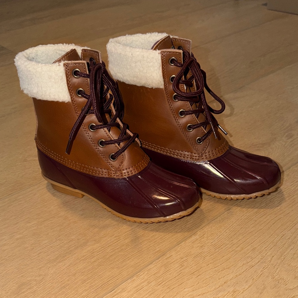 GH Bass Faux-Shearling Lace-Up Duck Boots